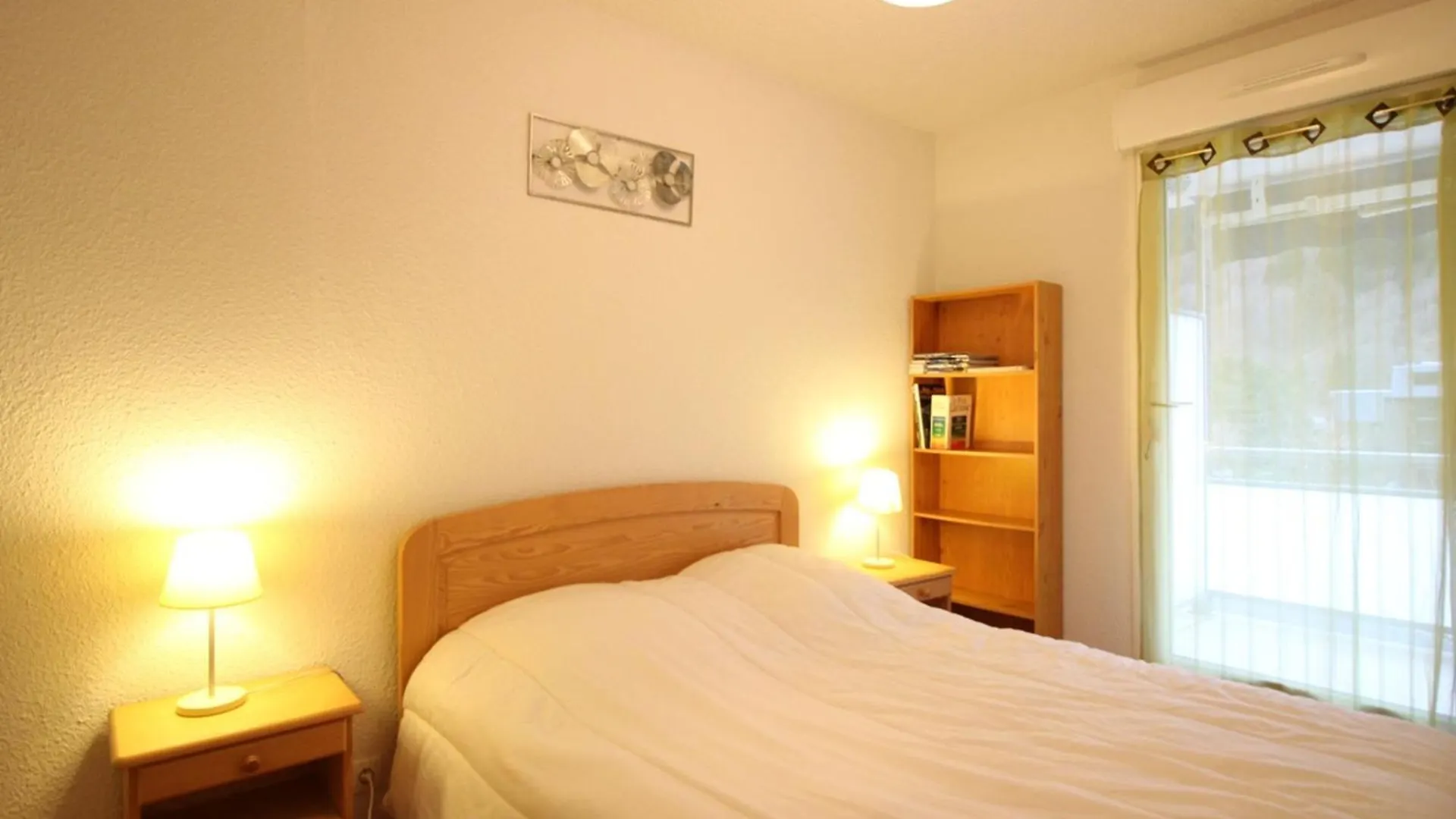 Apartment Mont-Dore, F3 Confortable Avec Terrasse, Parking, Proche Centre - Fr-1-415-98